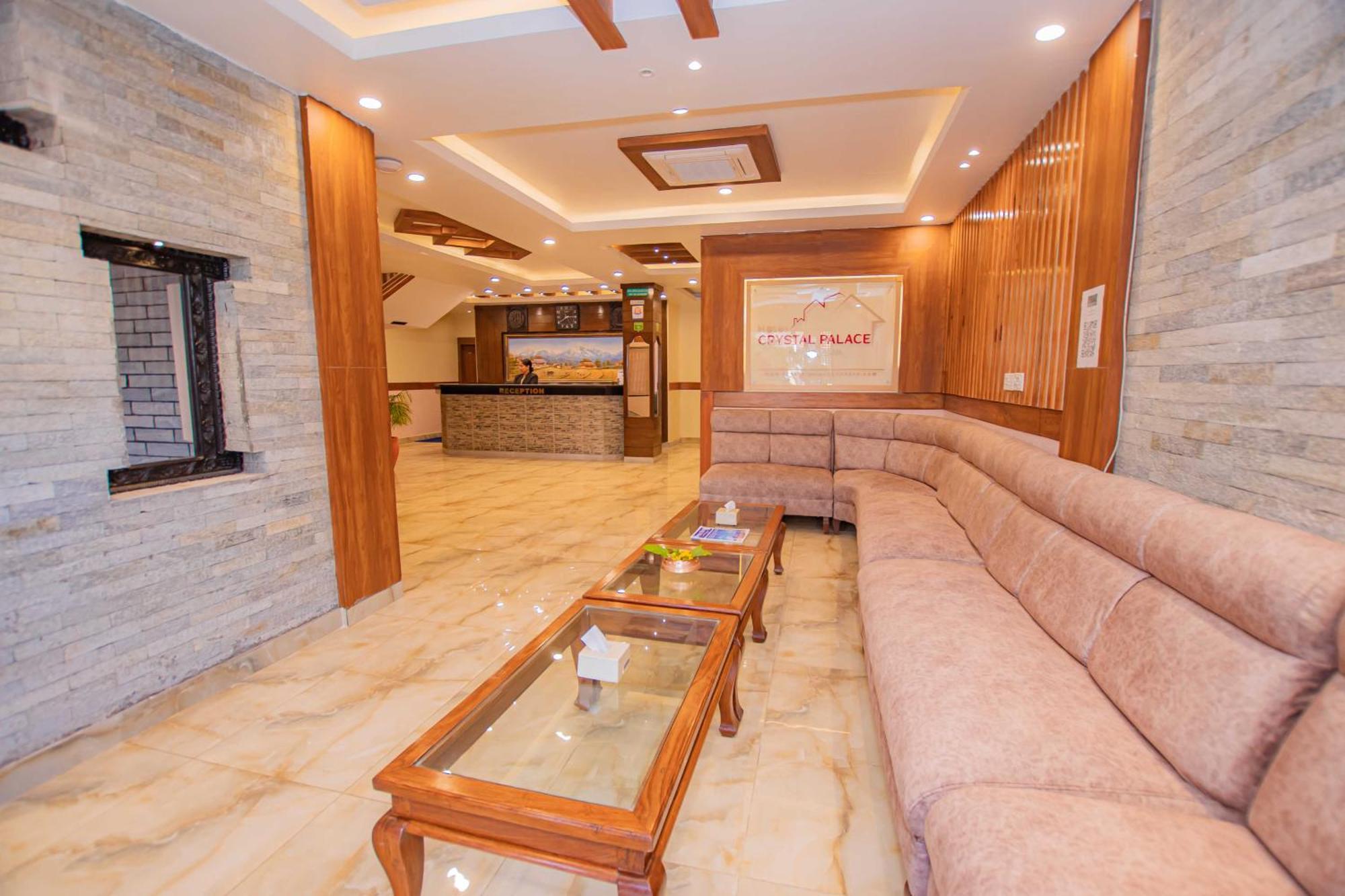 Hotel Crystal Palace Покхара Екстер'єр фото