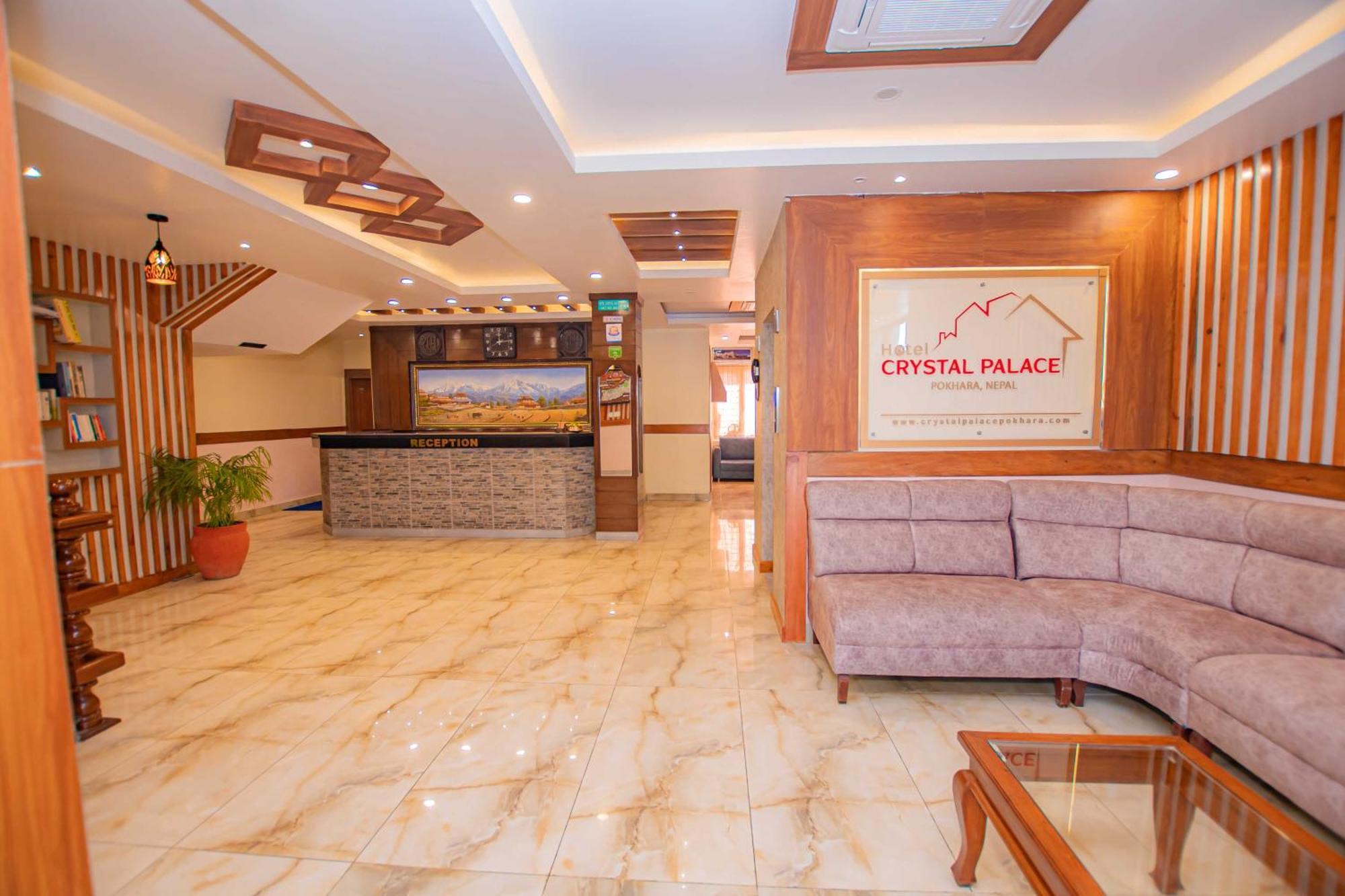 Hotel Crystal Palace Покхара Екстер'єр фото